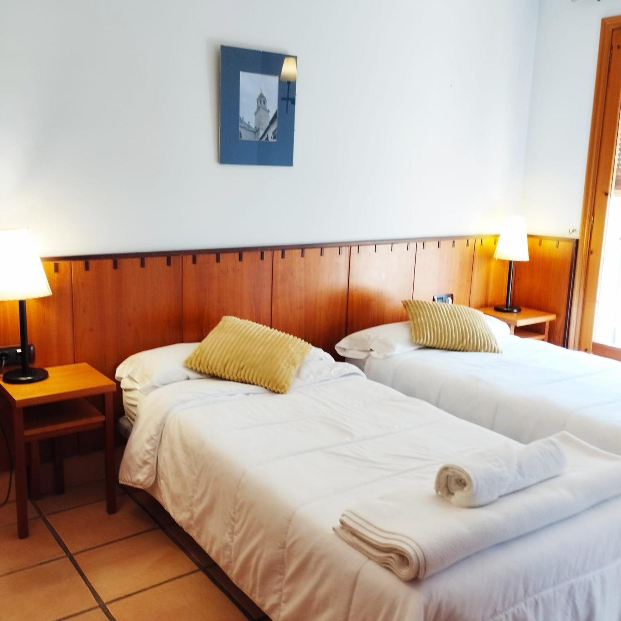 Hostal Tastavins Penarroya De Tastavins Exterior photo