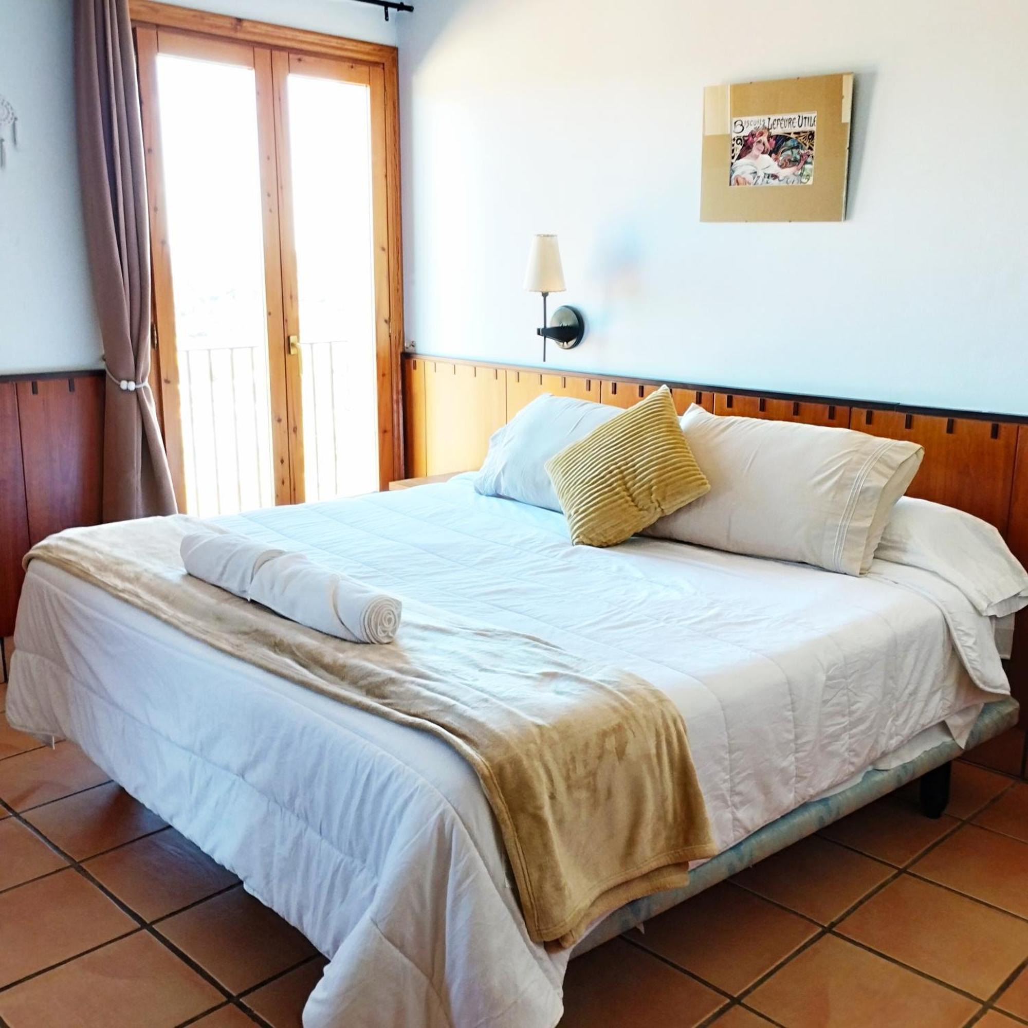 Hostal Tastavins Penarroya De Tastavins Exterior photo